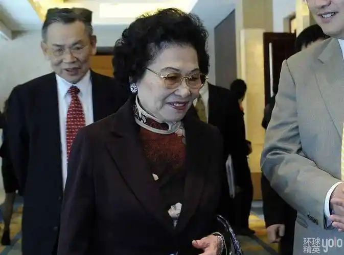 94岁成为女首富,丧夫丧子,始终屹立不倒,邝肖卿的人生够传奇!