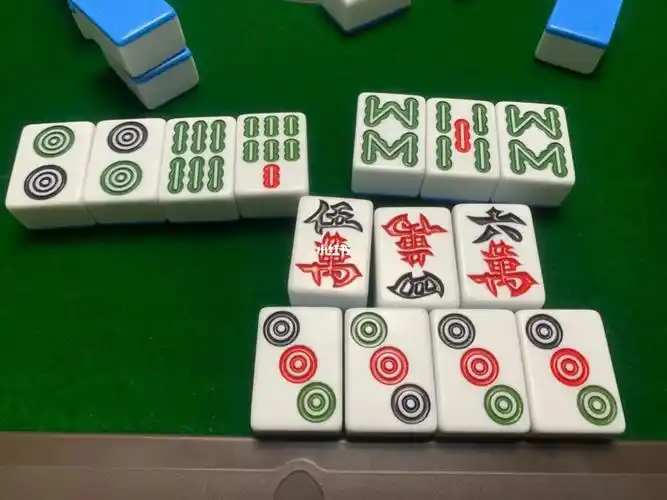 长沙麻将258小胡杠上花开三个