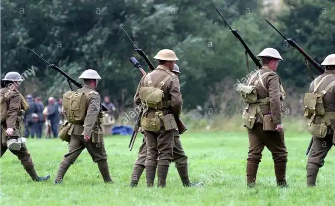 近距离搏斗,详解二战英军,步兵班的进攻战术