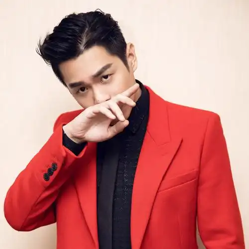 明星张若昀头像图片