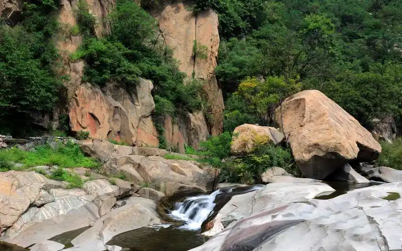 山东桃花峪美丽景色宽屏桌面壁纸