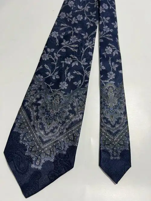 中古巴洛克真丝领带巴宝莉领带