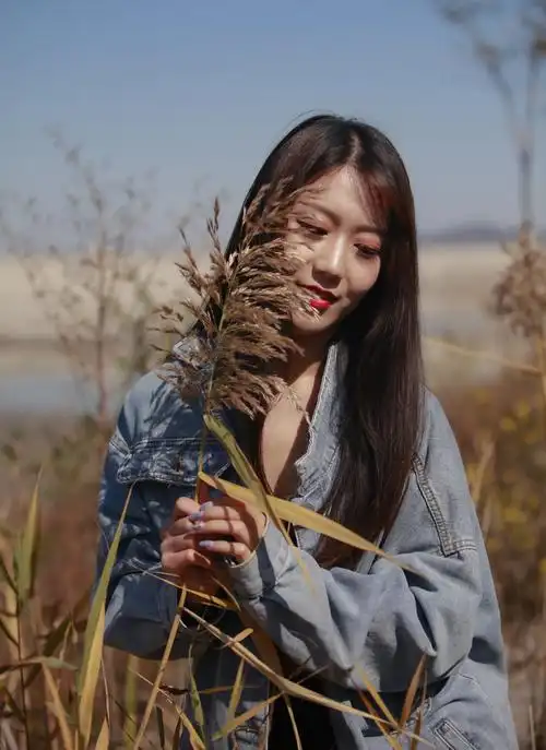 追光逐影(市老年大学摄影3年级1班景别摄影作品)