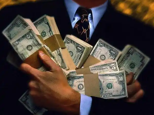 你完全无需自卑这个社会的有钱人并不多穷人才是大多数