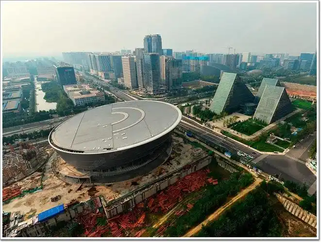 成都演艺中心正式开馆啦2万多块蜂窝铝板幕墙成就天府一流音乐场馆