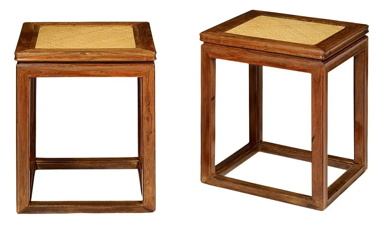 明代家具中的黄花梨凳,传世品中造型百变,有尊卑等级的分别