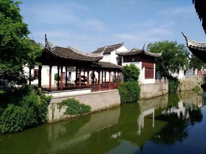 太仓浏河镇标"江尾海头第一镇"