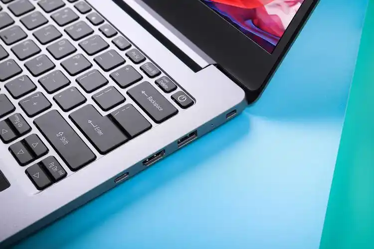 时尚轻薄的全新选择宏碁蜂鸟swift3图赏