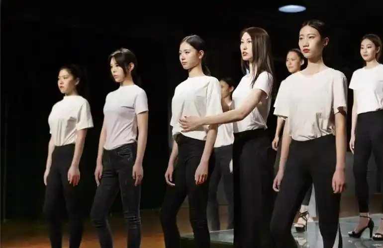 高考模特艺考培训_一对一补习学校