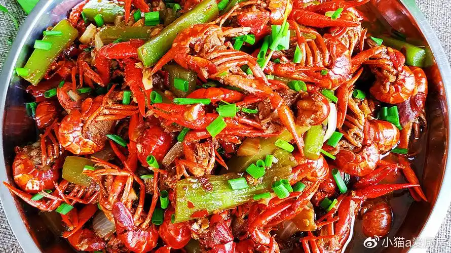教你麻辣小龙虾的家常做法制作简单鲜香美味一大盘不够吃