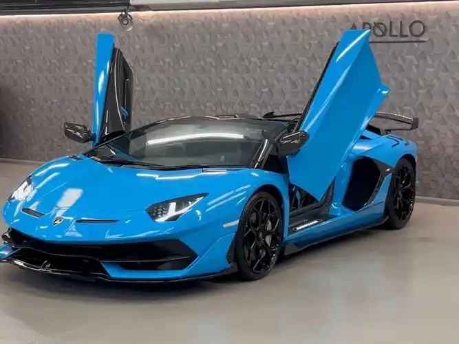 兰博基尼 aventador 6.5 v12 lp 770-4 svj 敞篷跑车