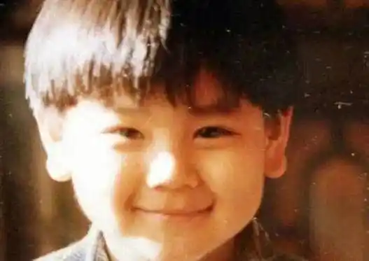 对于彭于晏来说可不是这样,胡歌倒是从小帅到大_时候_什么_谢霆锋