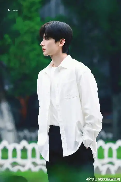 白敬亭难哄白衬衫路透##白敬亭难哄白衬衫造型