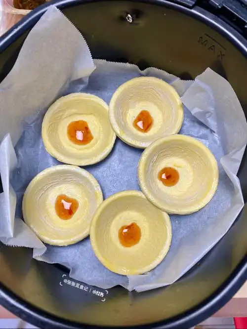 用蛋挞皮做滴披萨不戳