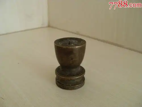 甚为罕见的民国老铜烛台!