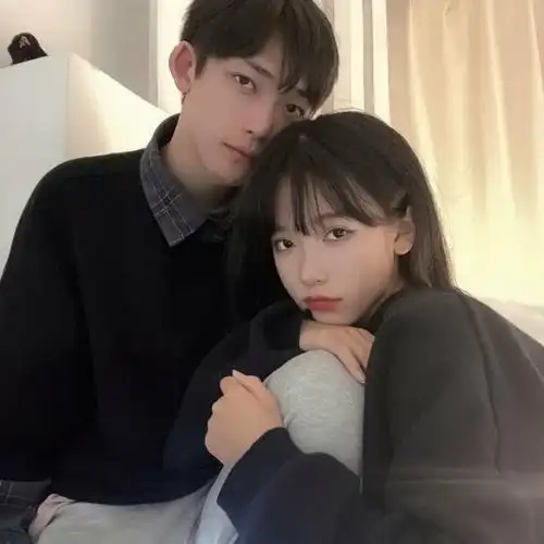 双向奔赴的爱情专属溺爱情侣头像