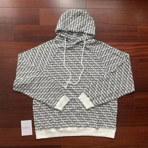 特价鹿晗logo_fear of god fog 鹿晗同款 满印字母 logo 连帽 插肩