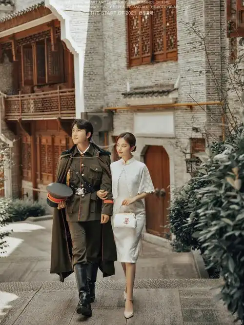 哈尔滨民国风婚纱照霸气军阀太太旗袍装