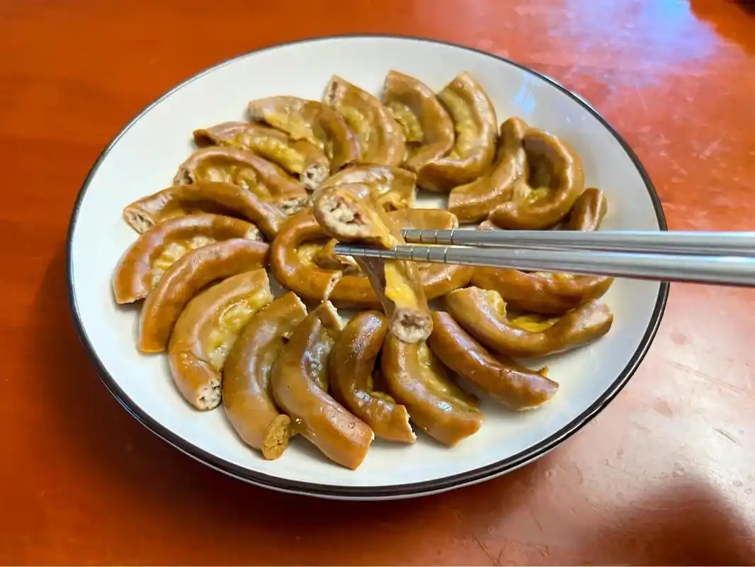 潮汕卤水粉肠,卤香浓郁,粉嫩软糯,真香