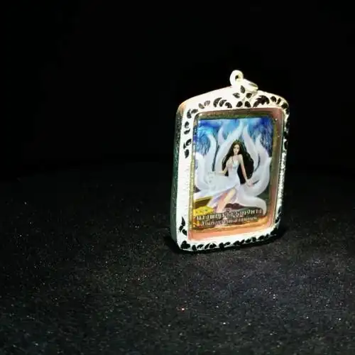 阿赞明36期富贵美满一生狐仙姐姐!