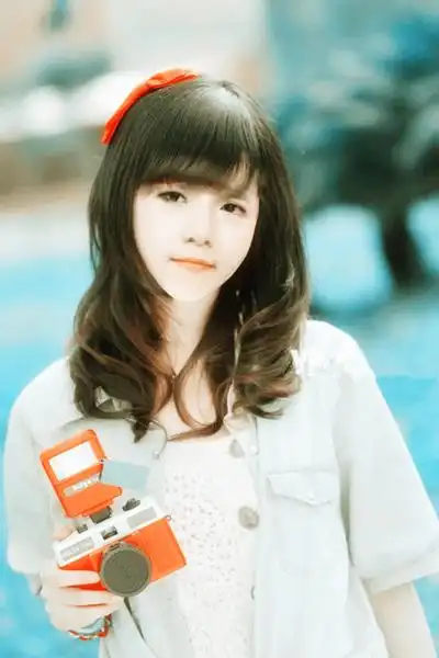 图伯贤女装照片曝光比女人更有女人味哟