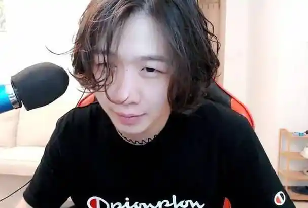 给王者主播带来启迪,不单单要靠吕德华_张大仙_直播_实力