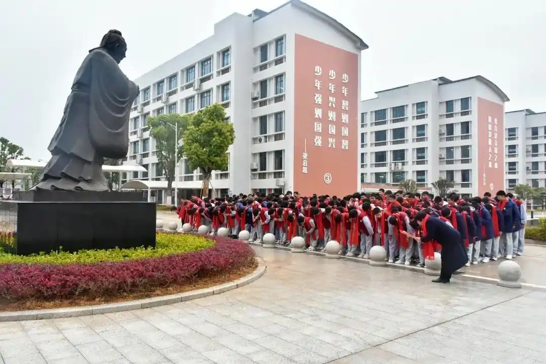 三年砺剑铸锋芒,百日誓师战中考!
