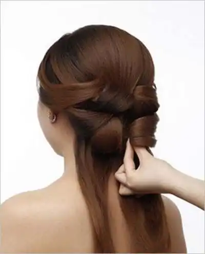 韩式新娘盘发教程 简单时尚发型轻松搞定