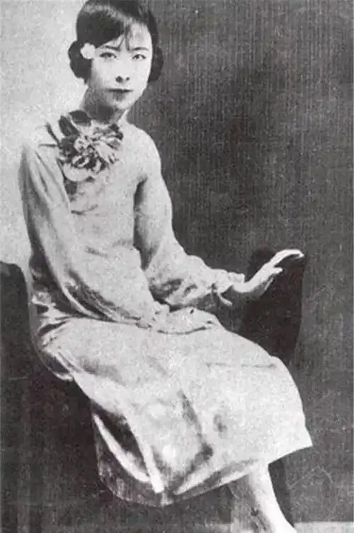 东北第一夫人于凤至的真容,一颦一笑尽显端庄优雅,惊艳众人_张学良