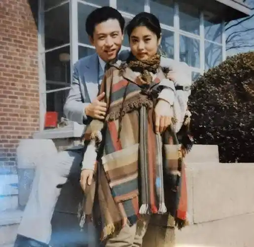 胡亚捷汤静:因家庭太乱,曾和妻子三次闹离婚,如今依然相守至今_父母