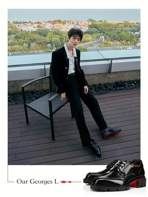 定格光影故事,点亮追梦时刻90#louboutinmoment#cl红底鞋#王俊凯