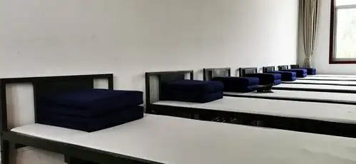 重温警营秩事 再话战友情怀