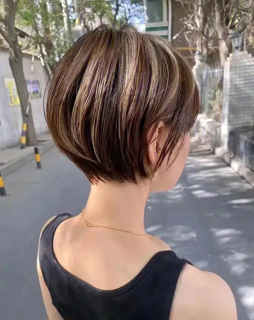 短发 为喜欢的工作全力以赴 为喜欢的生活拼尽全力 为你们改变发型而