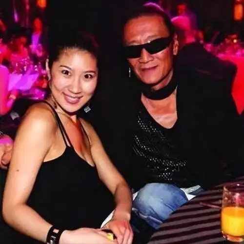 回顾谢贤前女友coco12年青春换来2000万如今怎样了