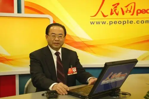 辽阳市市长唐志国在访谈室