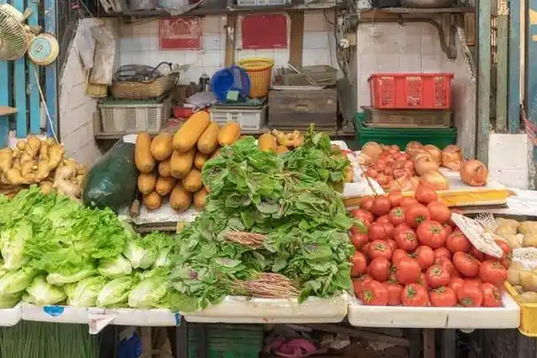 79年战友母亲病重借了我180元退伍后杳无音信9年后他来了