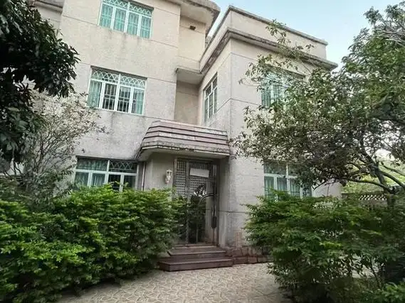 珠海横琴湾仔矿新路68号小区珠海湾仔独栋别墅,带花园,加林山景,带