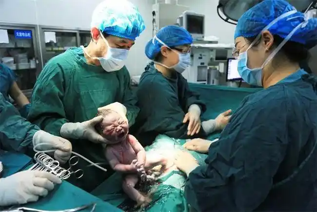 过来人:脱裤子只是开始|产妇|接生|助产士_网易订阅