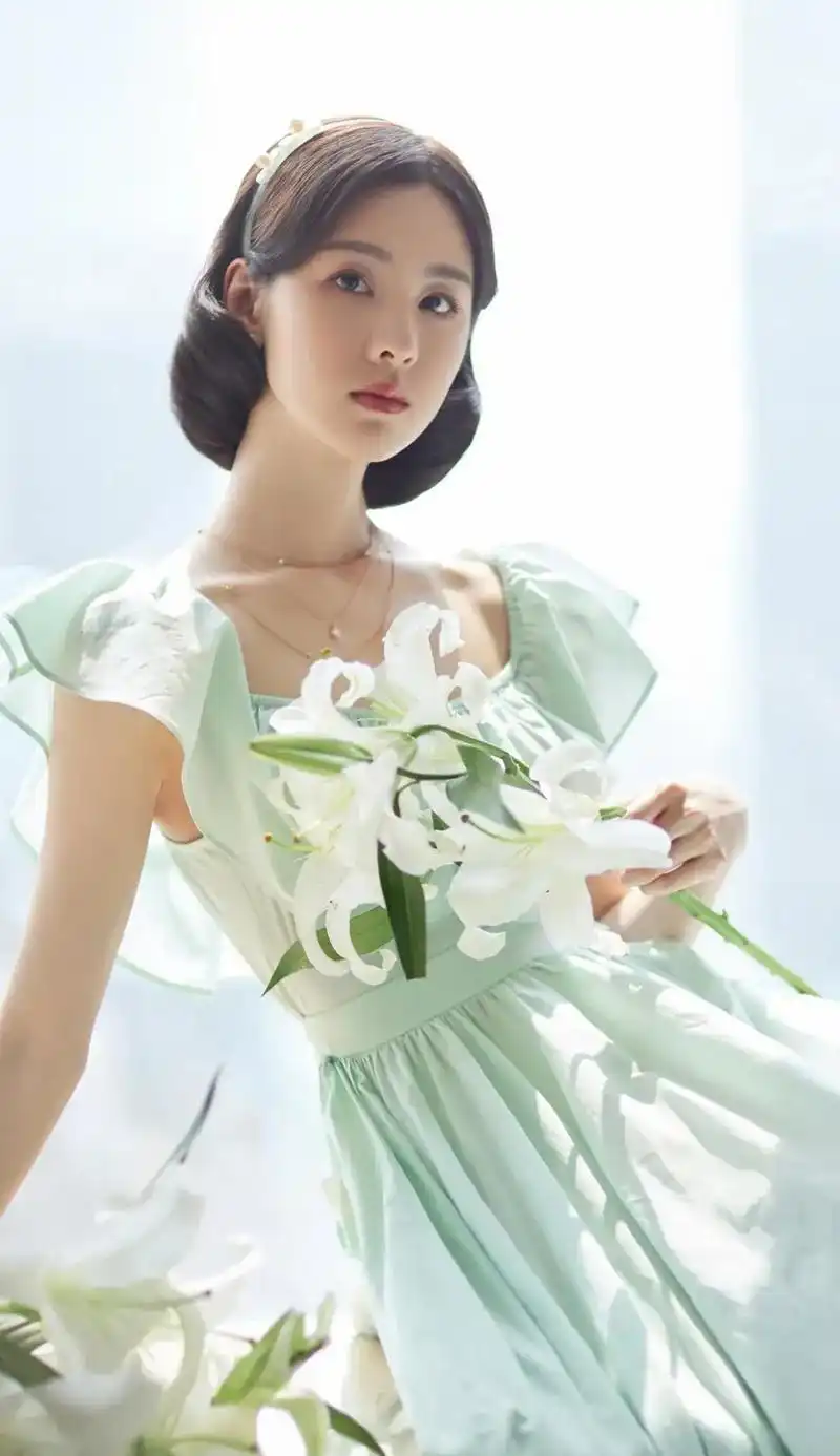 明星壁纸⑤陈都灵