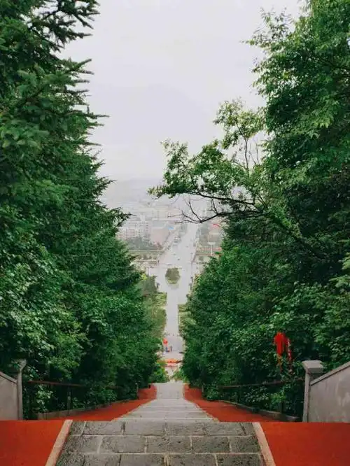 北山公园-"第一次来敦化,有点陌生,先去了一下中心市.
