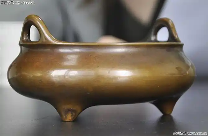 鉴赏王世襄旧藏铜炉