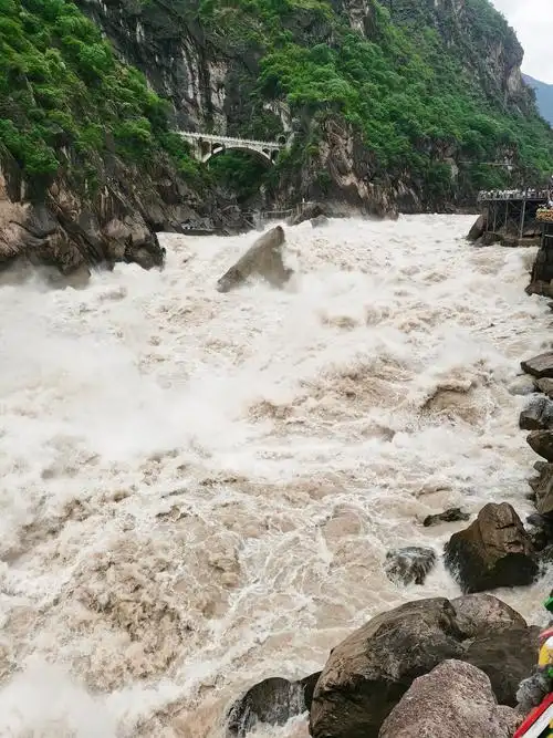 公办幼儿园管理相对比较规范,平时的教学工作主要是户