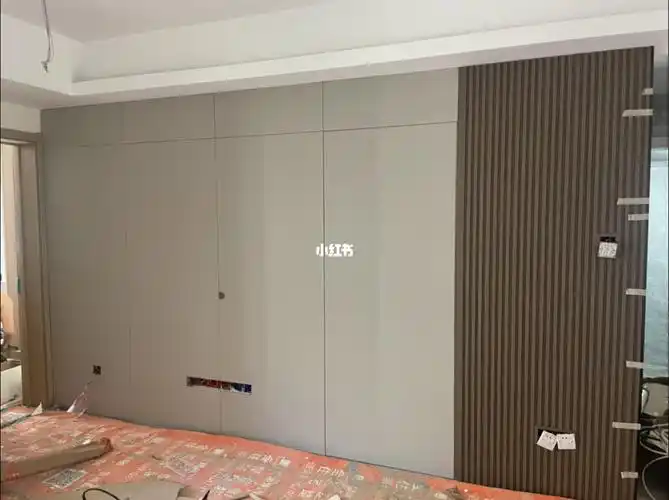 什么叫电视背景墙什么叫隐形门设计