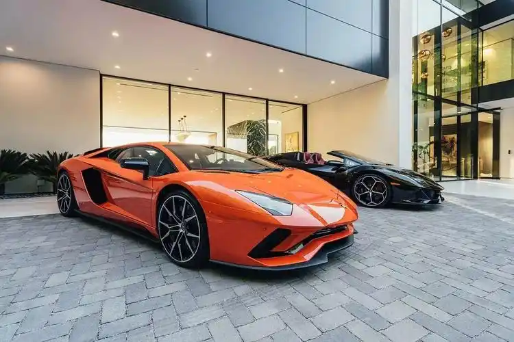 住在2亿的豪华别墅是怎样一种体验跟我来一次豪宅体验之旅