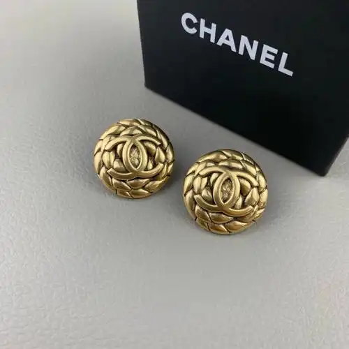 chanel复古耳钉