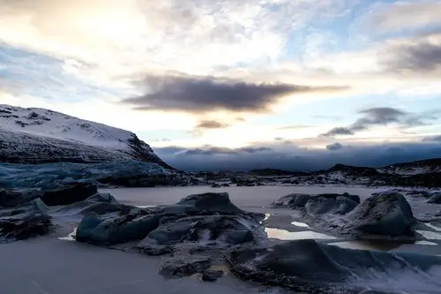 why you should visit iceland during the winter