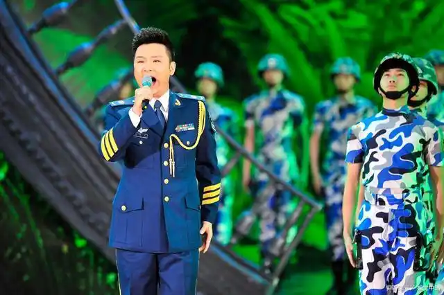 空政文工团男高音歌唱家刘和刚老师为什么转业?