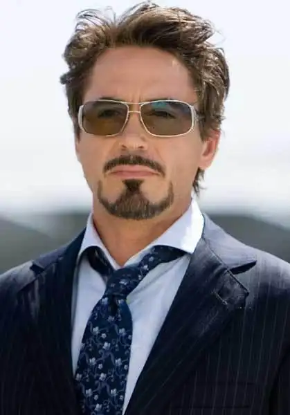 p data-id="go01d6ayfn">托尼·斯塔克 i>(tony stark,1970.5.