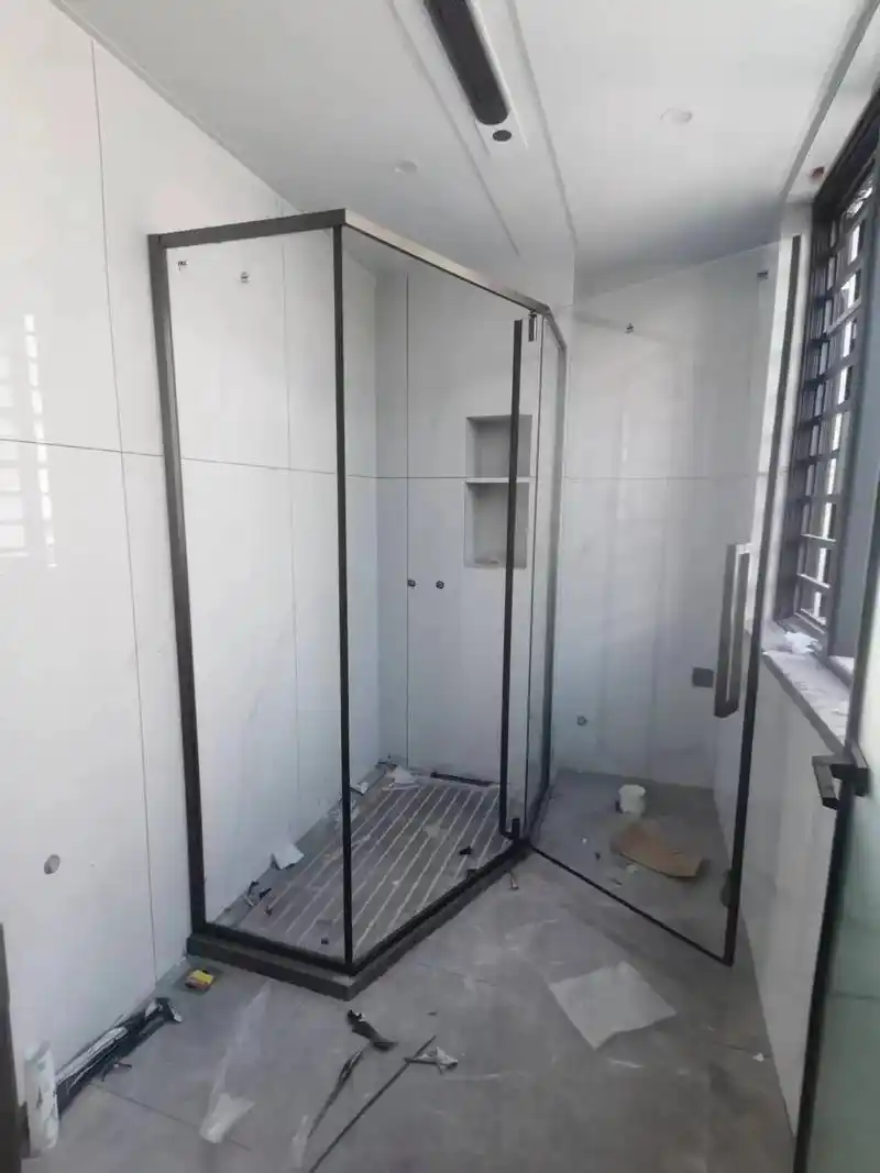 广州市(增城区)工地,钻石形平开门&极简双活动淋浴房带缓冲3 - 抖音