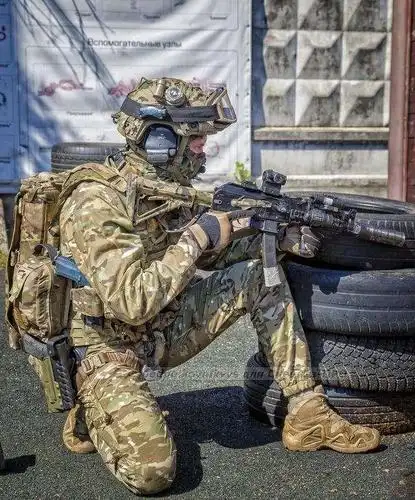 原创这款步枪被玩家们称为狗杂现实中的俄罗斯ots14突击步枪